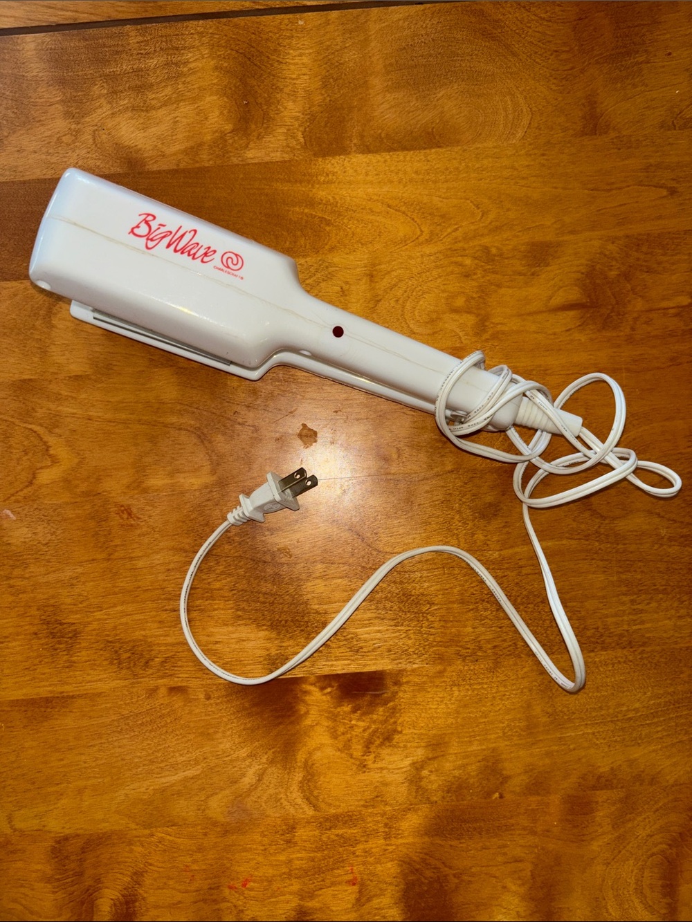 White Ceramic Hair Crimper vintage retro big wave
